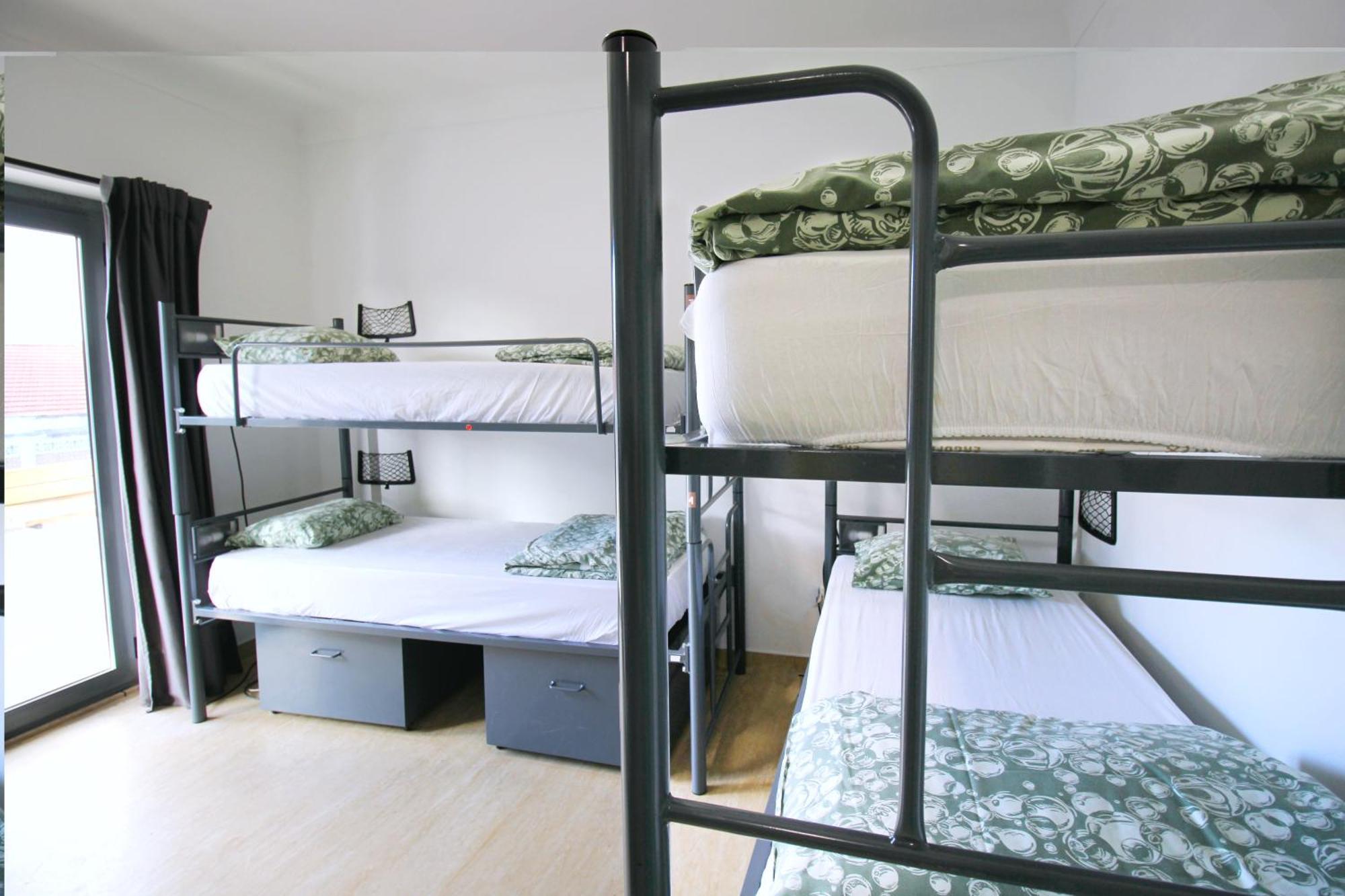 Wot Lisbon Nomad Hostel ภายนอก รูปภาพ
