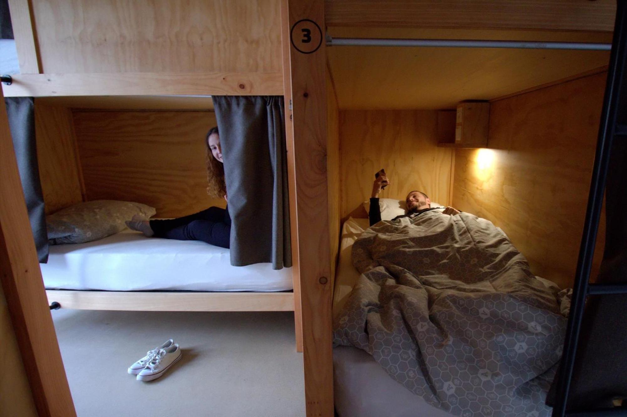 Wot Lisbon Nomad Hostel ภายนอก รูปภาพ