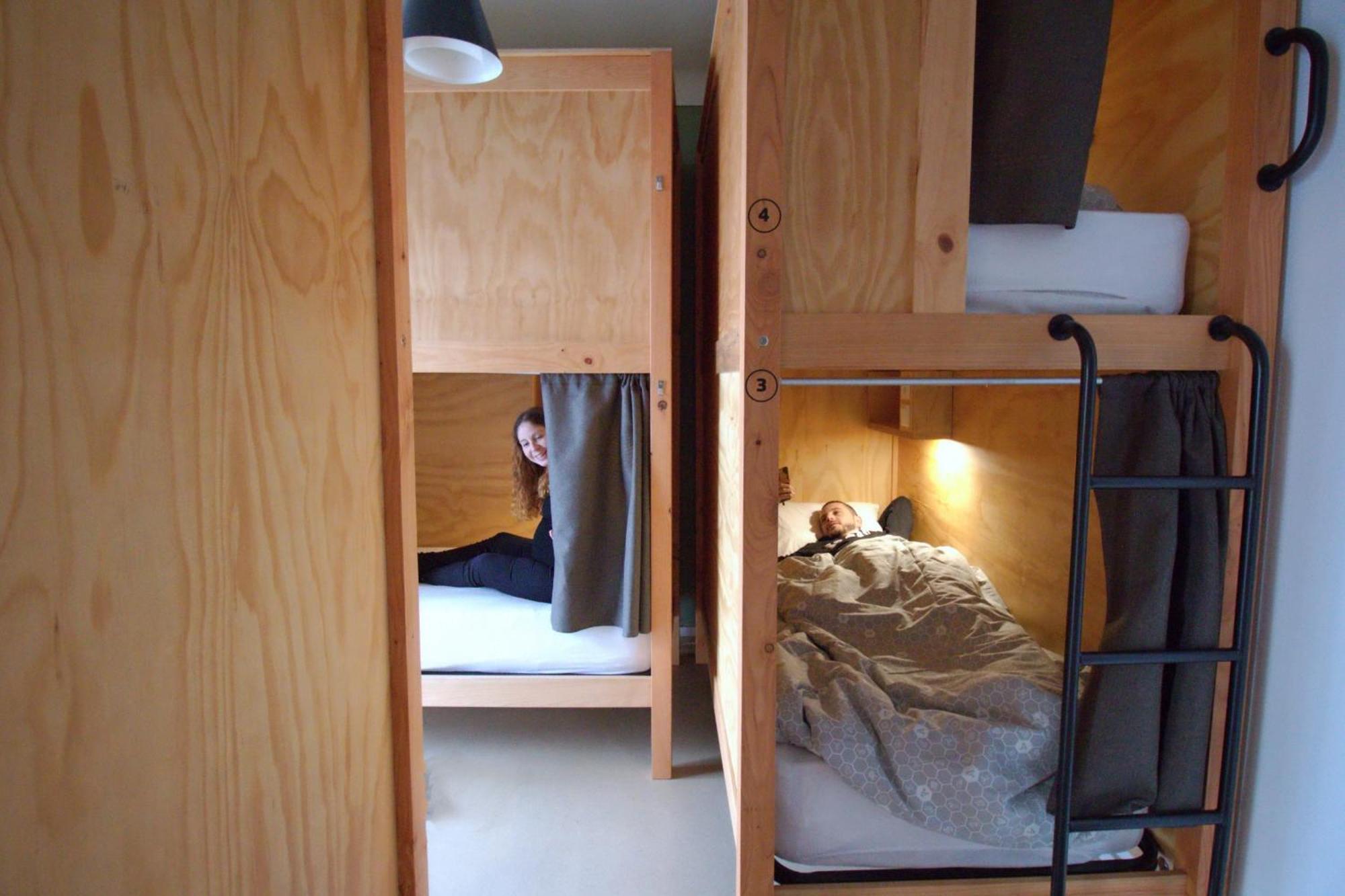 Wot Lisbon Nomad Hostel ภายนอก รูปภาพ