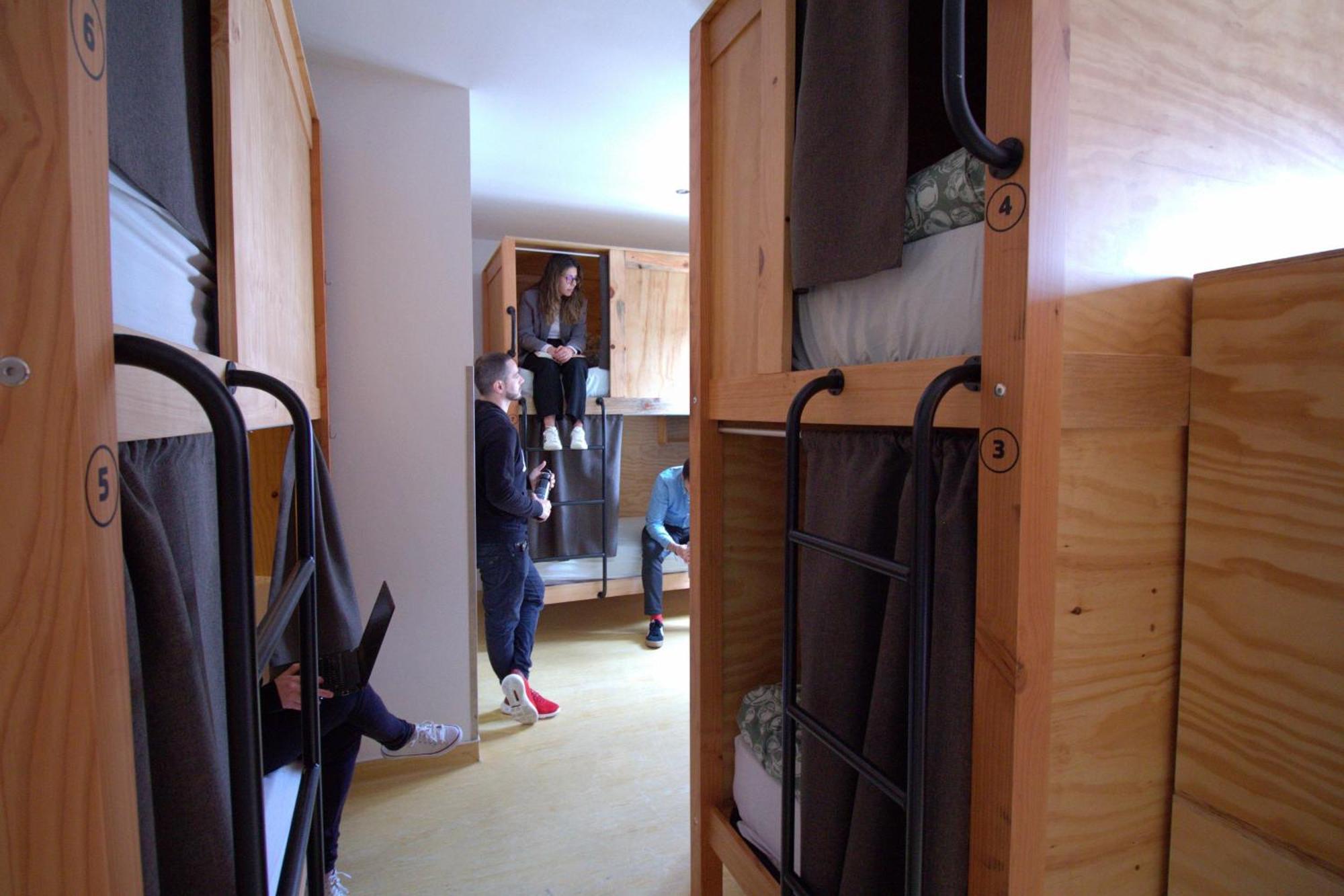 Wot Lisbon Nomad Hostel ภายนอก รูปภาพ