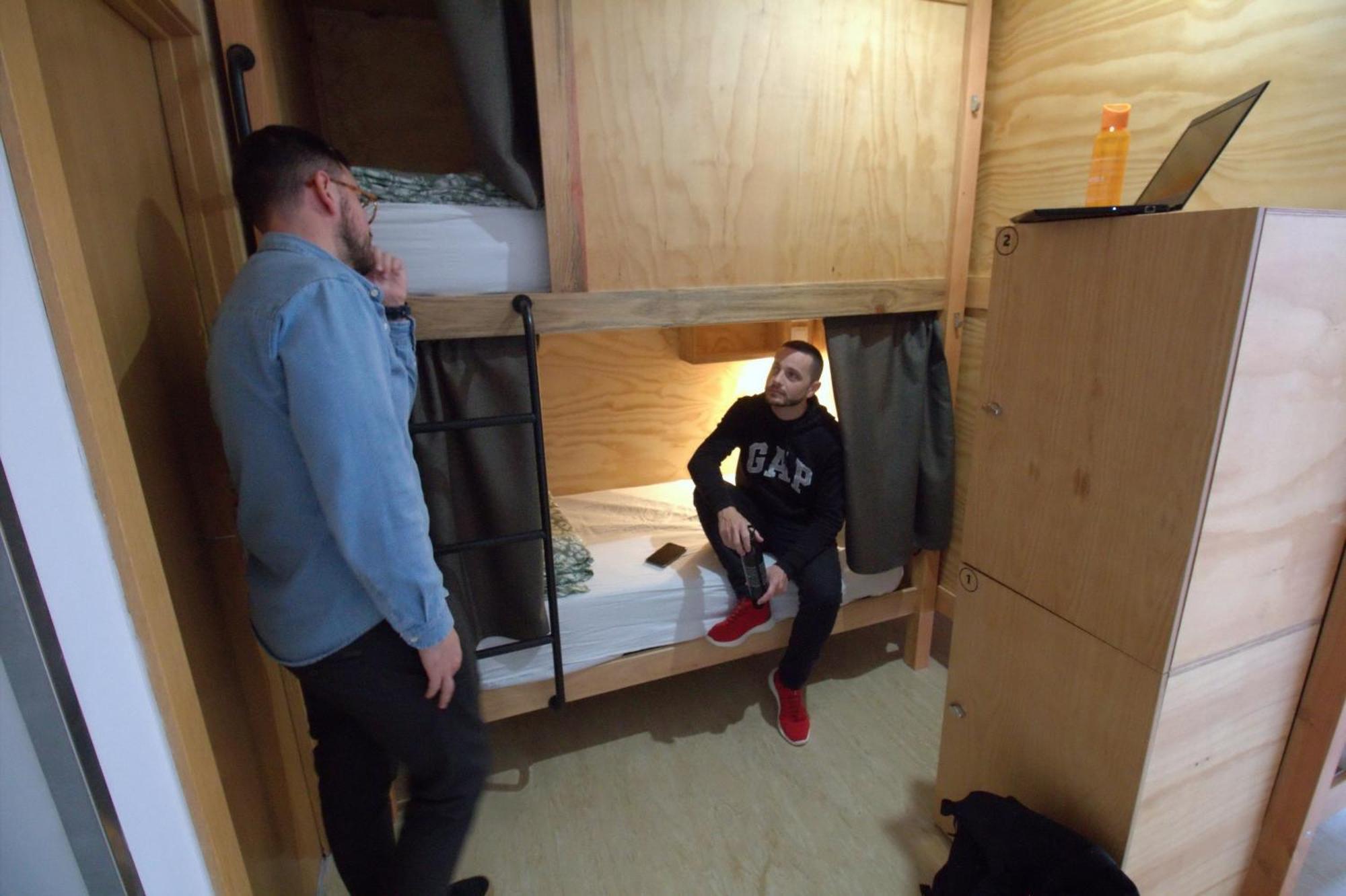 Wot Lisbon Nomad Hostel ภายนอก รูปภาพ