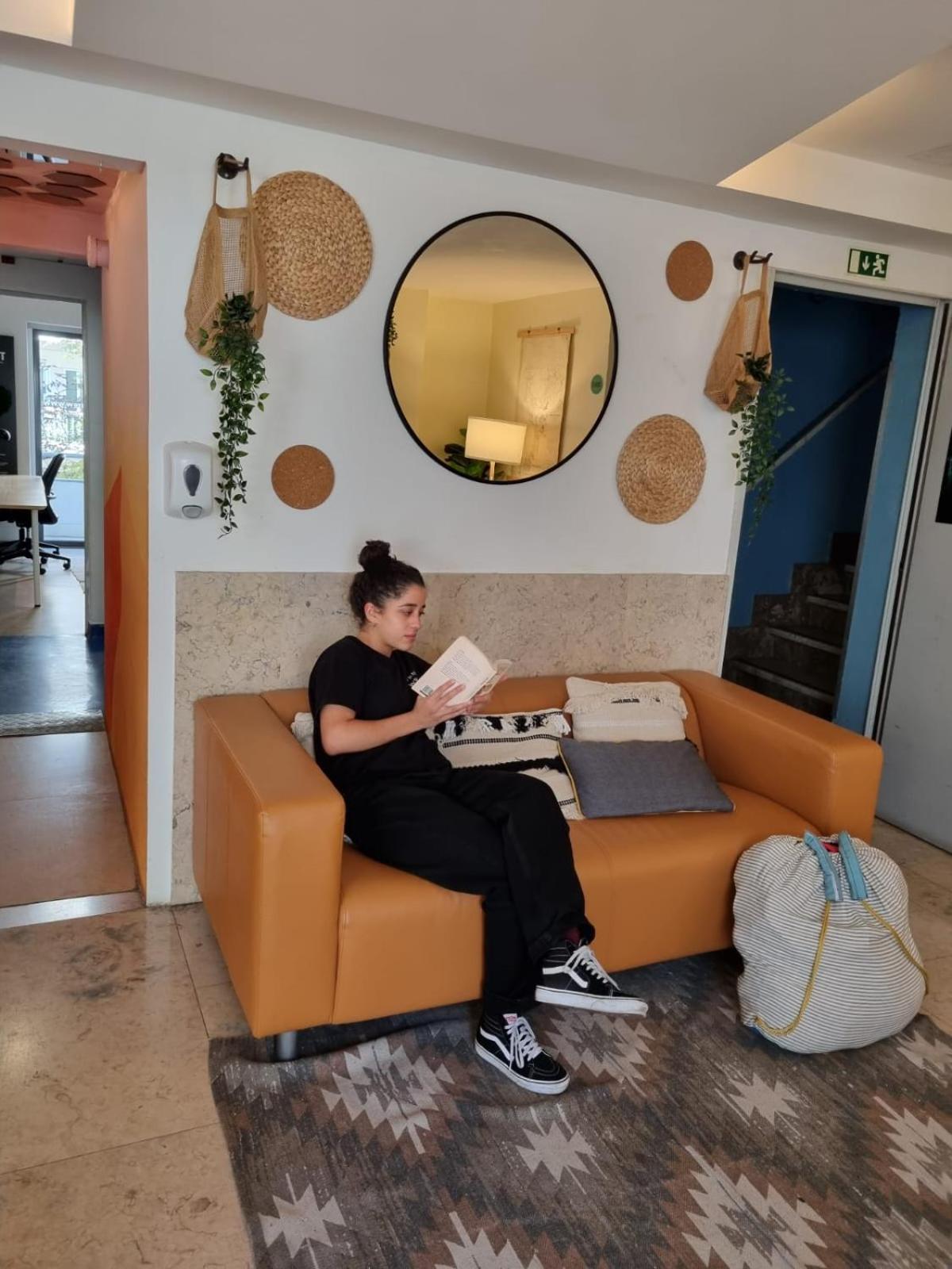 Wot Lisbon Nomad Hostel ภายนอก รูปภาพ
